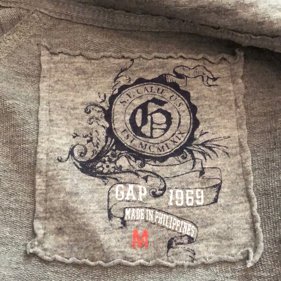 Beautiful pull over hoodie never worn   Gap - Picture 5 of 5